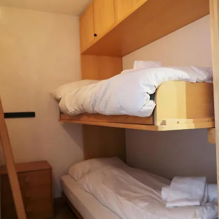 Lake-placid Apartment